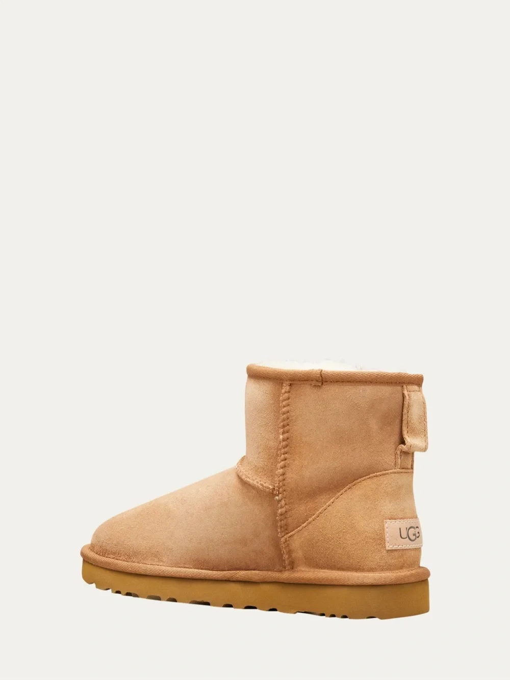 UGG Chestnut Classic Mini II Boot Sz US 8 $170
